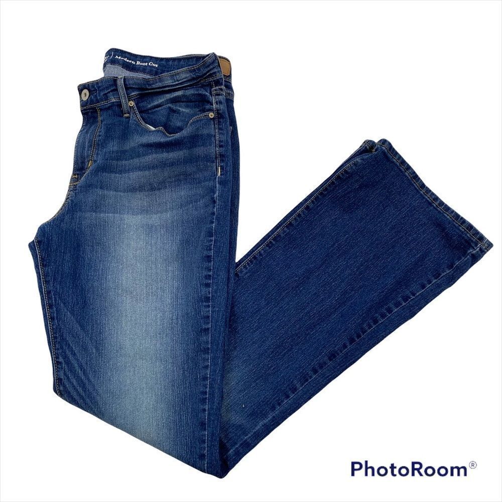Signature by Levi Strauss Modern Boot Cut Jeans Size 16L